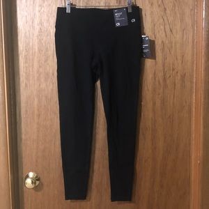 NWT Gap women’s small black performance legging